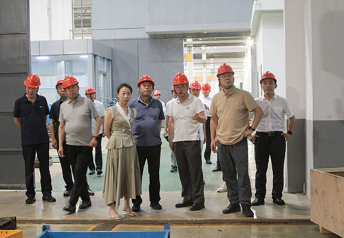 上海創(chuàng)力集團(tuán)組織召開MG550/1300-BWD采煤機(jī)方案評(píng)審會(huì)(圖2)