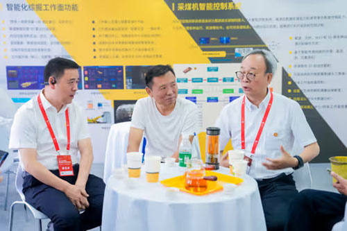 實(shí)力彰顯！上海創(chuàng)力集團(tuán)參展貴州國(guó)際能源產(chǎn)業(yè)博覽交易會(huì)取得圓滿(mǎn)成功(圖4)