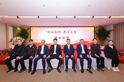 院士工作站合影.jpg 【開放合作 共享未來】上海創(chuàng)力集團(tuán)院士工作站等揭牌儀式圓滿結(jié)束(圖14)